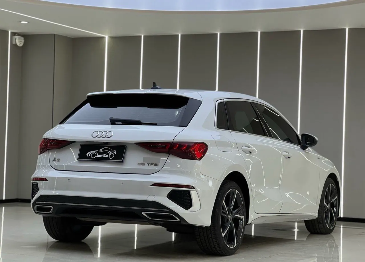 Audi 2022 A3 Sportback 1.4TFSI 35TFSI Fashion Sports Automatic 18