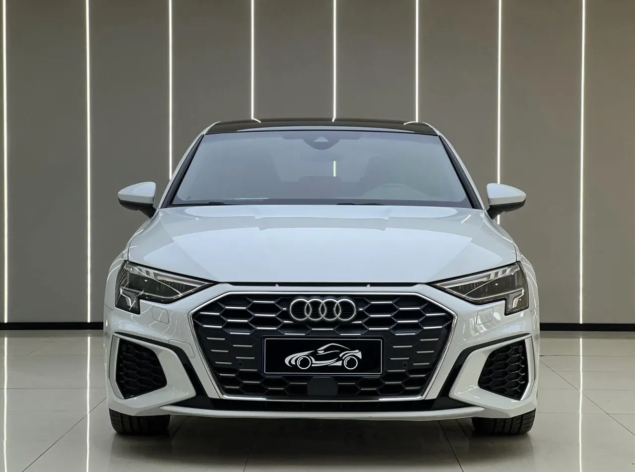 Audi 2022 A3 Sportback 1.4TFSI 35TFSI Fashion Sports Automatic 2