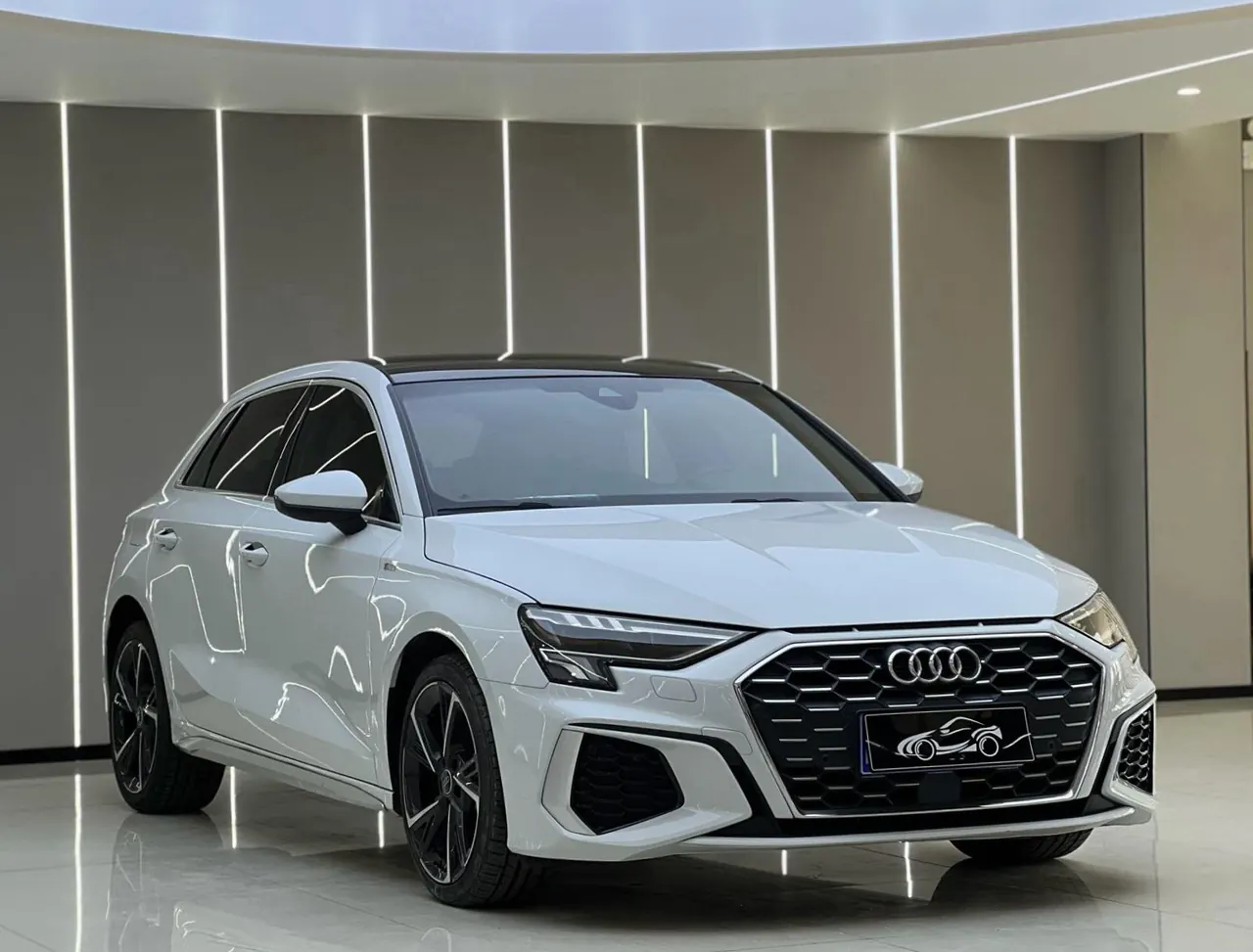 Audi 2022 A3 Sportback 1.4TFSI 35TFSI Fashion Sports Automatic 3