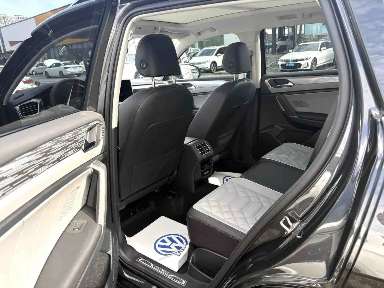 Volkswagen 2024 Tanyue 2.0TSI 380TSI four-wheel drive R-Line high-energy version of automatic gear 7