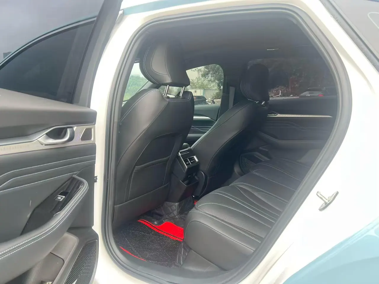 Geely 2025 Star Rui 1.5TD Oriental Obsidian Kunlun Edition Automatic Gear 8