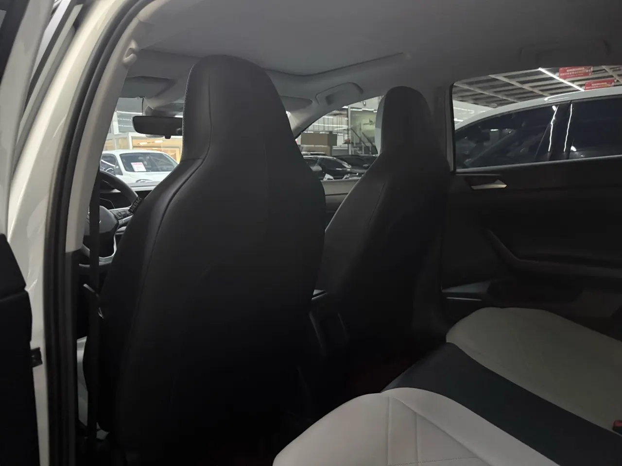 Volkswagen 2025 Lavida New 1.5 New Wish Edition Automatic Gear 4