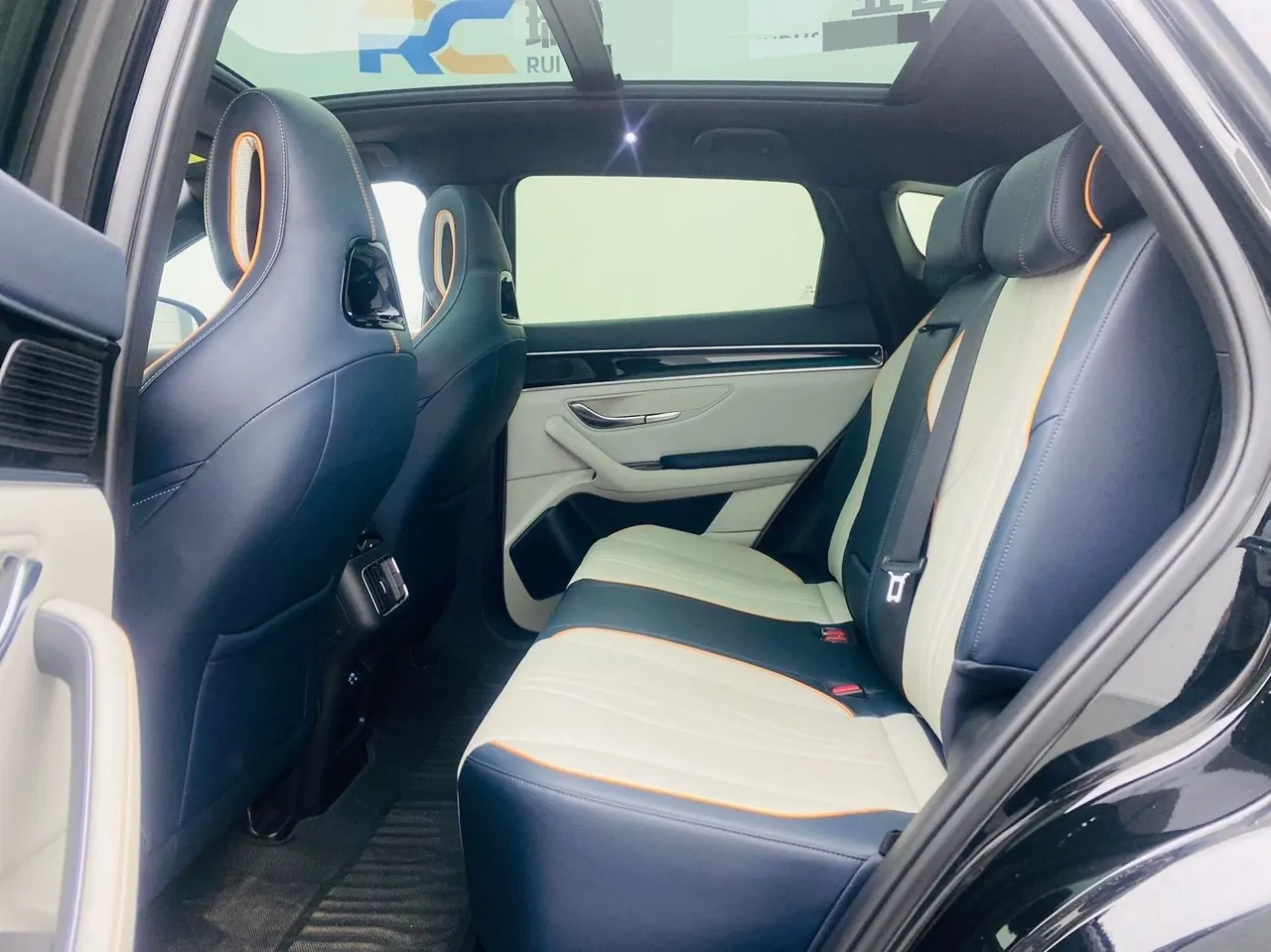 BYD Song PLUS New Energy 2024 Song PLUS DM-i 1.5 Stepless Glory Edition 110km Flagship PLUS Automatic Gear 8