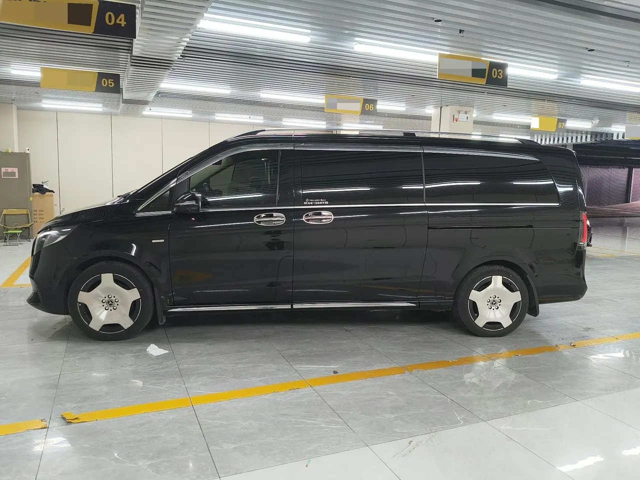 Mercedes Benz V 2024V 300 L 48V 2.0T Deluxe Automatic Gear 2