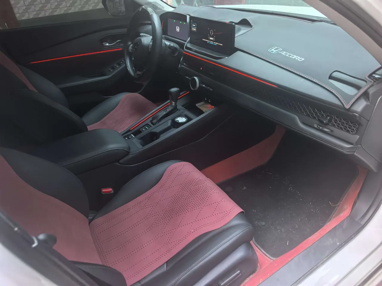 Honda 2025 11th Generation Accord 1.5T Stepless 260TURBO Sports Series Deluxe Automatic Gear 5