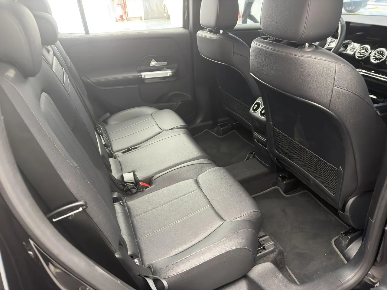 Mercedes Benz 2025 GLB 220 48V 2.0T fashion automatic gear 6