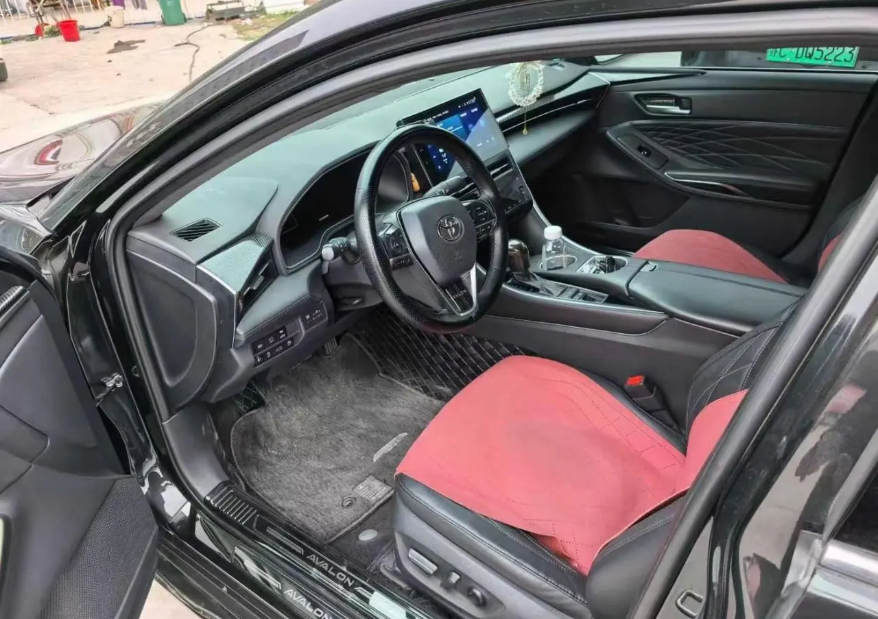 Toyota 2022 Asian Dragon Double Engine 2.5 Stepless XLE Premium Automatic Gear 3