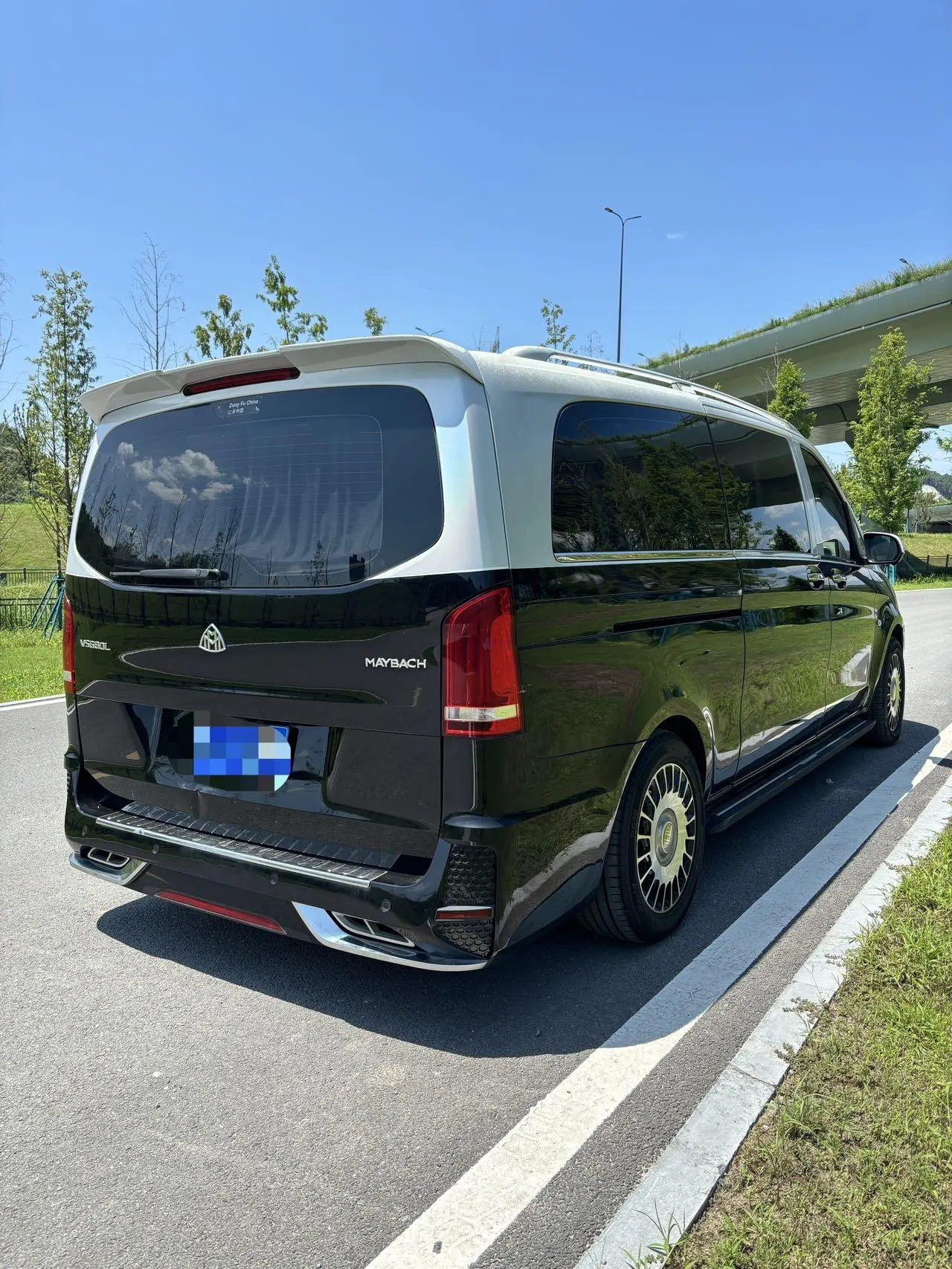 Mercedes Benz 2020 Vito 2.0T Elite Edition 7-seat Automatic Gear 4