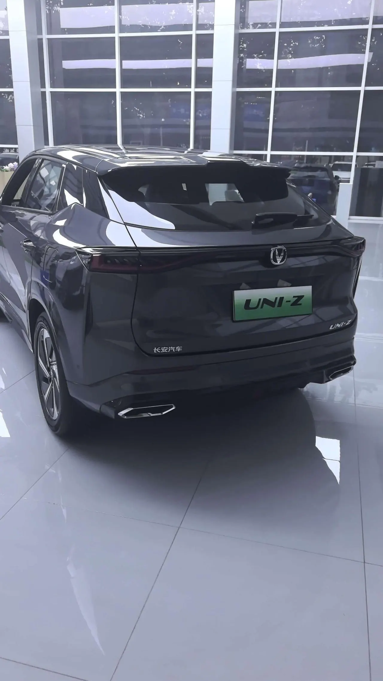 ChangAn 2026 UNI-Z Smart Electric iDD 1.5 Stepless 130km Smart New Blue Whale Excellent Automatic Gear 3