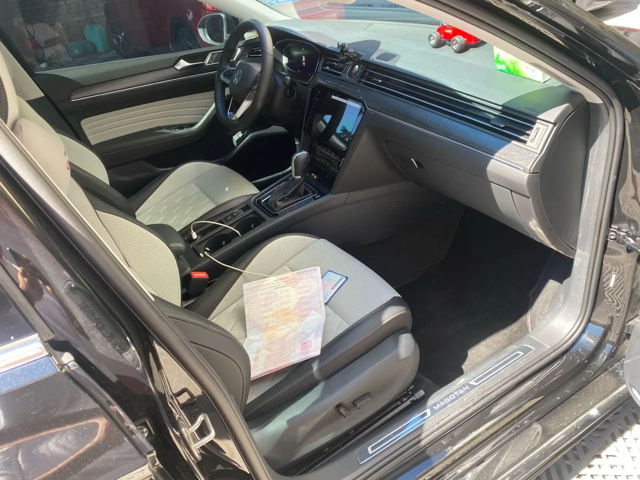 Volkswagen 2026 Magotan 2.0TSI 380TSI 30 million selected luxury automatic gear 5