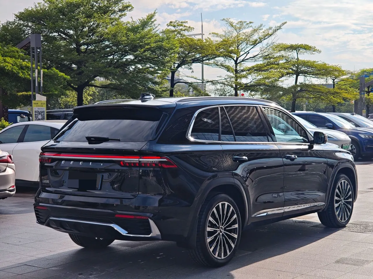 Geely 2025 XingyueL (Monjaro) 2.0TD Oriental Yao Star-Gazing Edition Automatic Transmission 2
