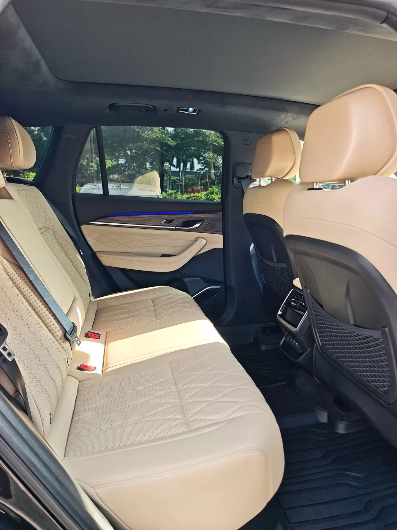 Geely 2025 XingyueL (Monjaro) 2.0TD Oriental Yao Star-Gazing Edition Automatic Transmission 4