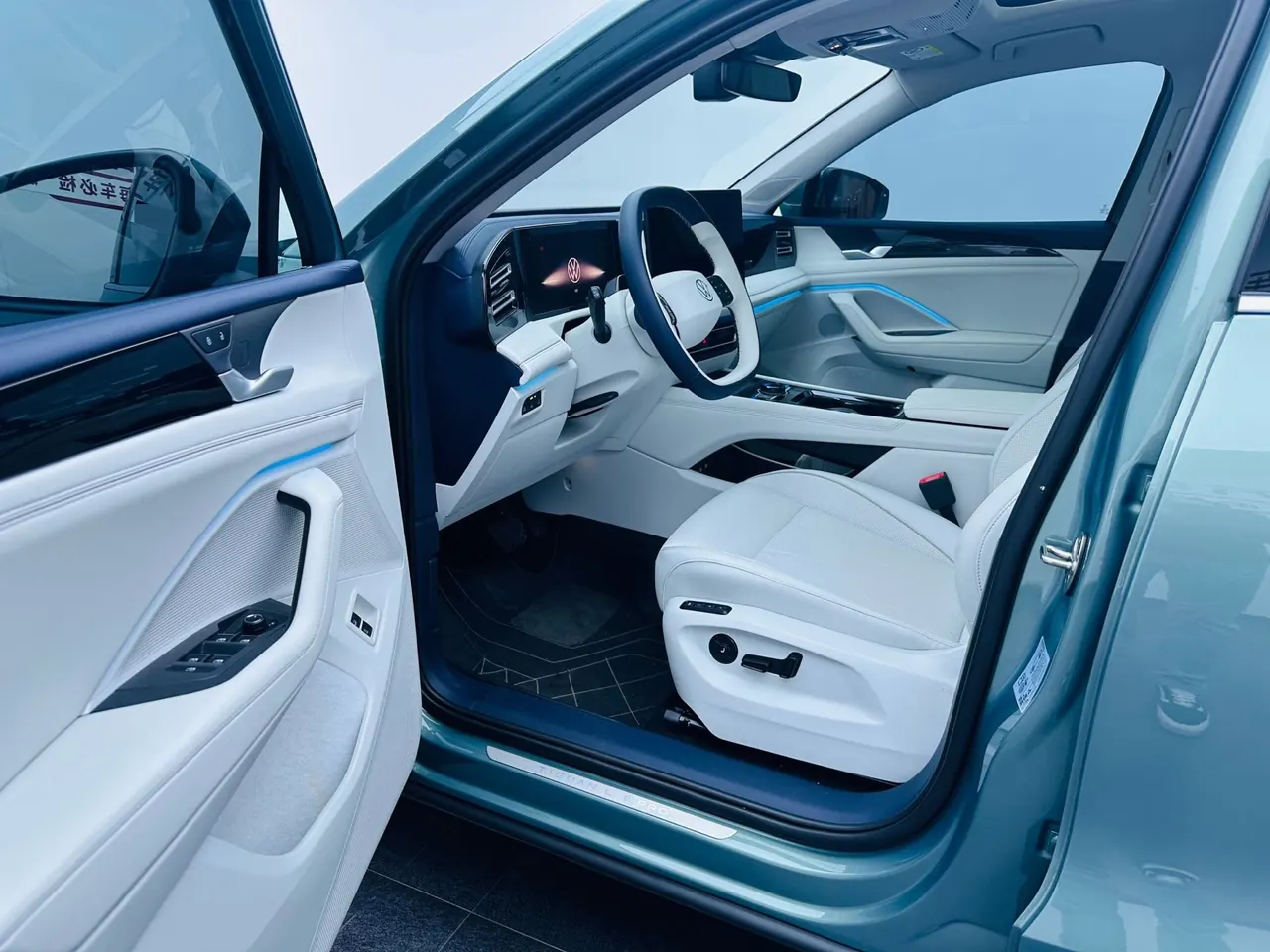 Volkswagen 2026 Tiguan L ePro 1.5T Flagship Automatic Gear 4