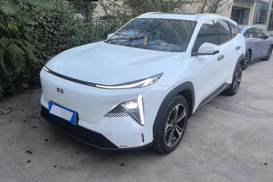 Geely Galaxy 2023 L7 1.5T 115km Starship Automatic Gear - View 1