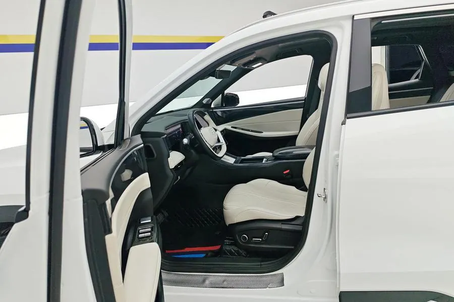 Geely Galaxy 2023 L7 1.5T 115km Starship Automatic Gear 4