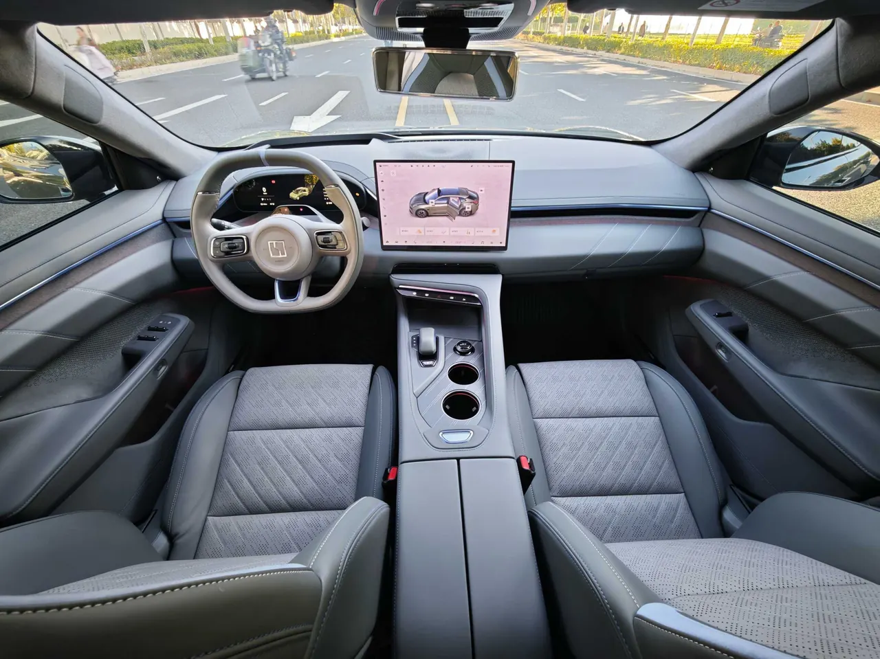 Zeekr 2025 Zeekr 001 WE Edition 95kWh Four-wheel Drive Automatic 8