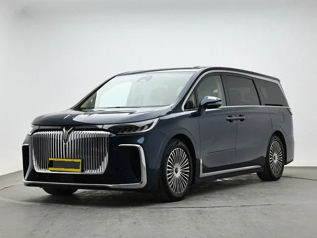 Voyah 2025 dreamers PHEV 1.5T four-wheel drive flagship Kun Peng version automatic gear - View 1