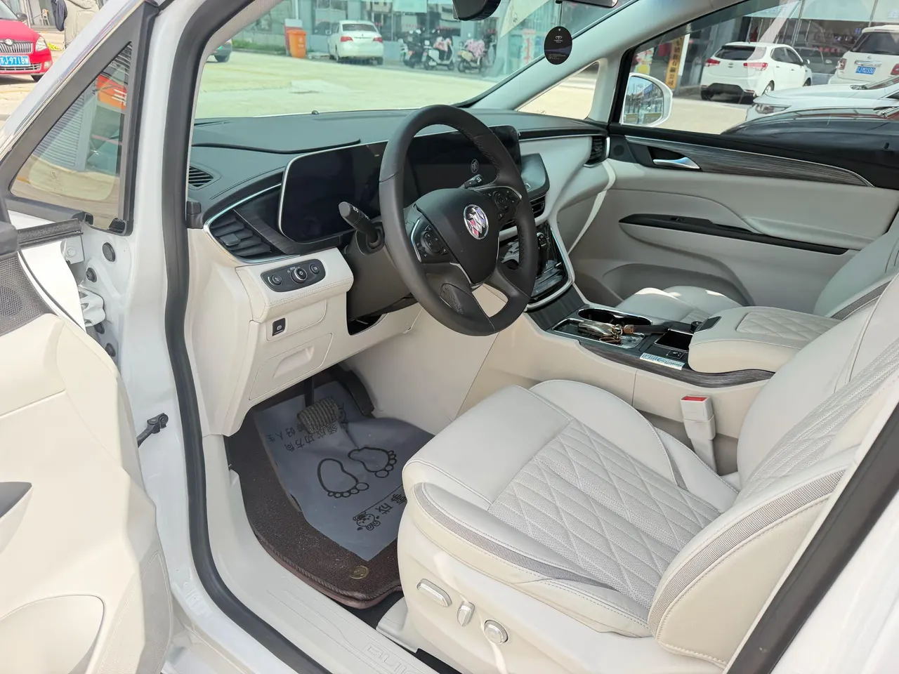 Buick 2023 GL8 ES Lu Zun 48V 2.0T 653T Luxury Heyue Automatic Gear 2