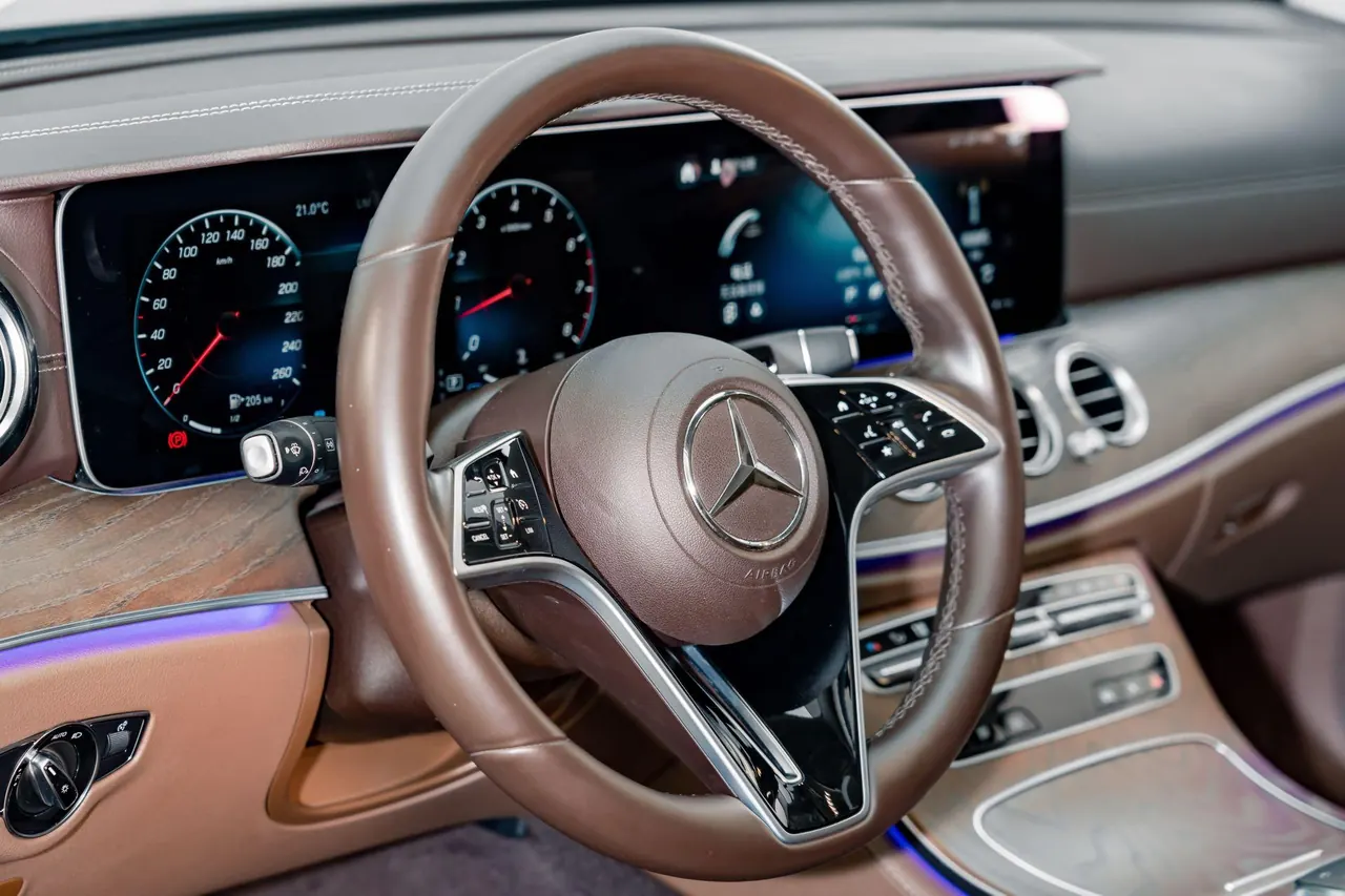 Mercedes Benz E-Class 2023 E 260 L 2.0T Sports Automatic 4