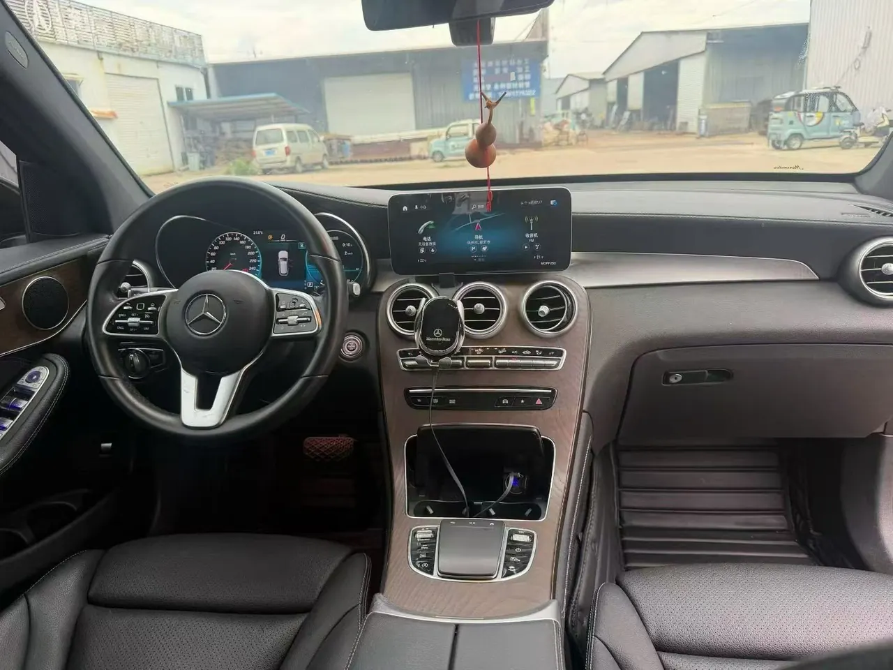 Mercedes Benz 2023 GLC 260 L 4MATIC 48V 2.0T Luxury 5-seat (Modified) Automatic Gear 5