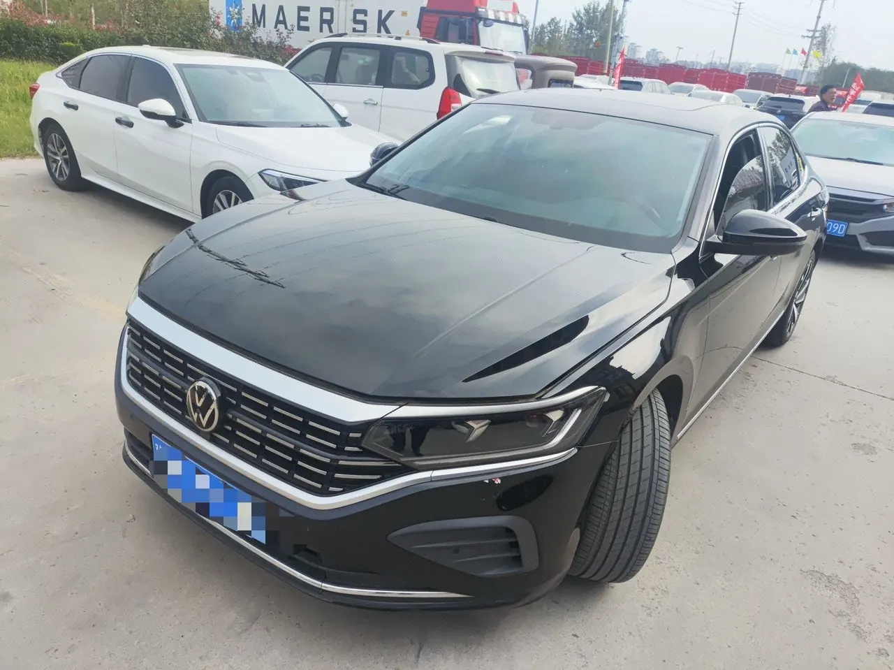 Volkswagen 2024 Passat 2.0TSI 330TSI Elite Edition Automatic - View 1