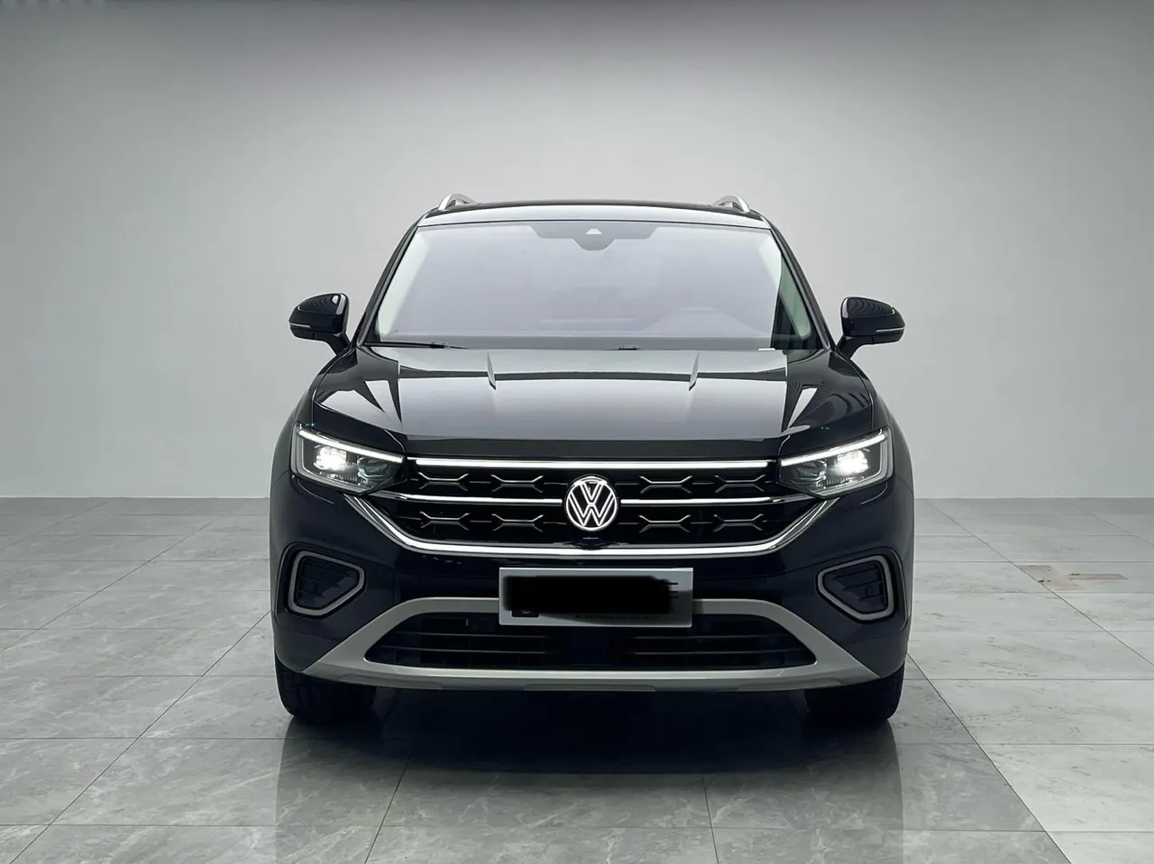 Volkswagen 2024 Tanyue 2.0TSI 380TSI four-wheel drive R-Line high-energy version of automatic gear 2