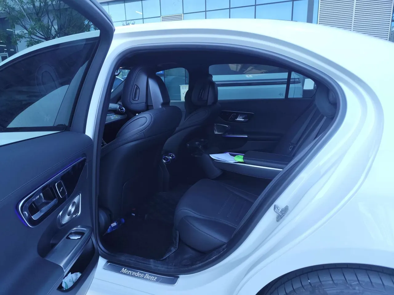 Mercedes Benz Class C 2024 C 260 L 48V 1.5T Hao Night Sports Edition (Modified II) Automatic Gear 5