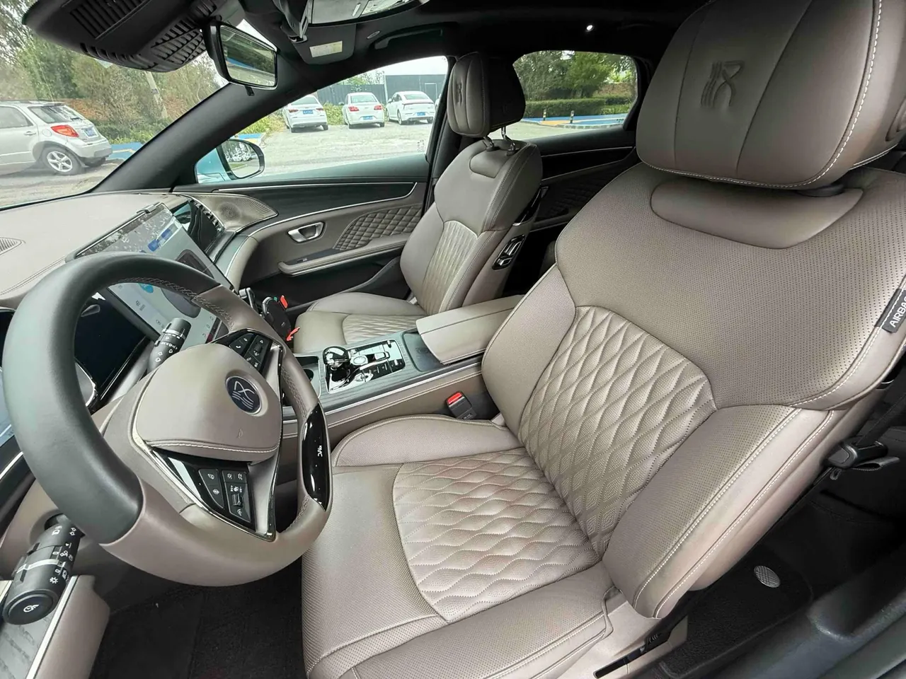 BYD 2023 Han DM-i 1.5T stepless champion version 121KM exclusive automatic gear 7