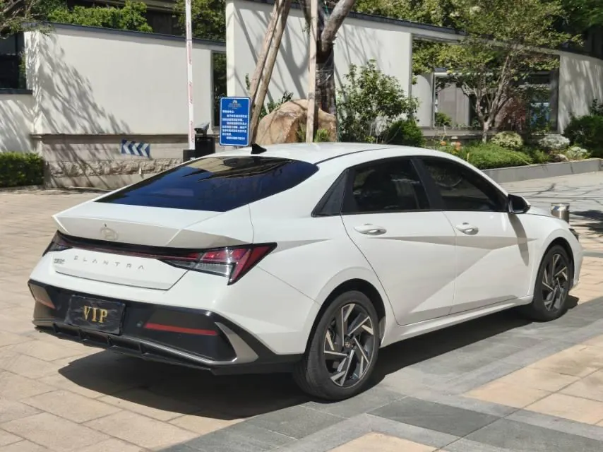 Hyundai 2023 Elantra-sedan 1.5 stepless GLX elite automatic gear 9