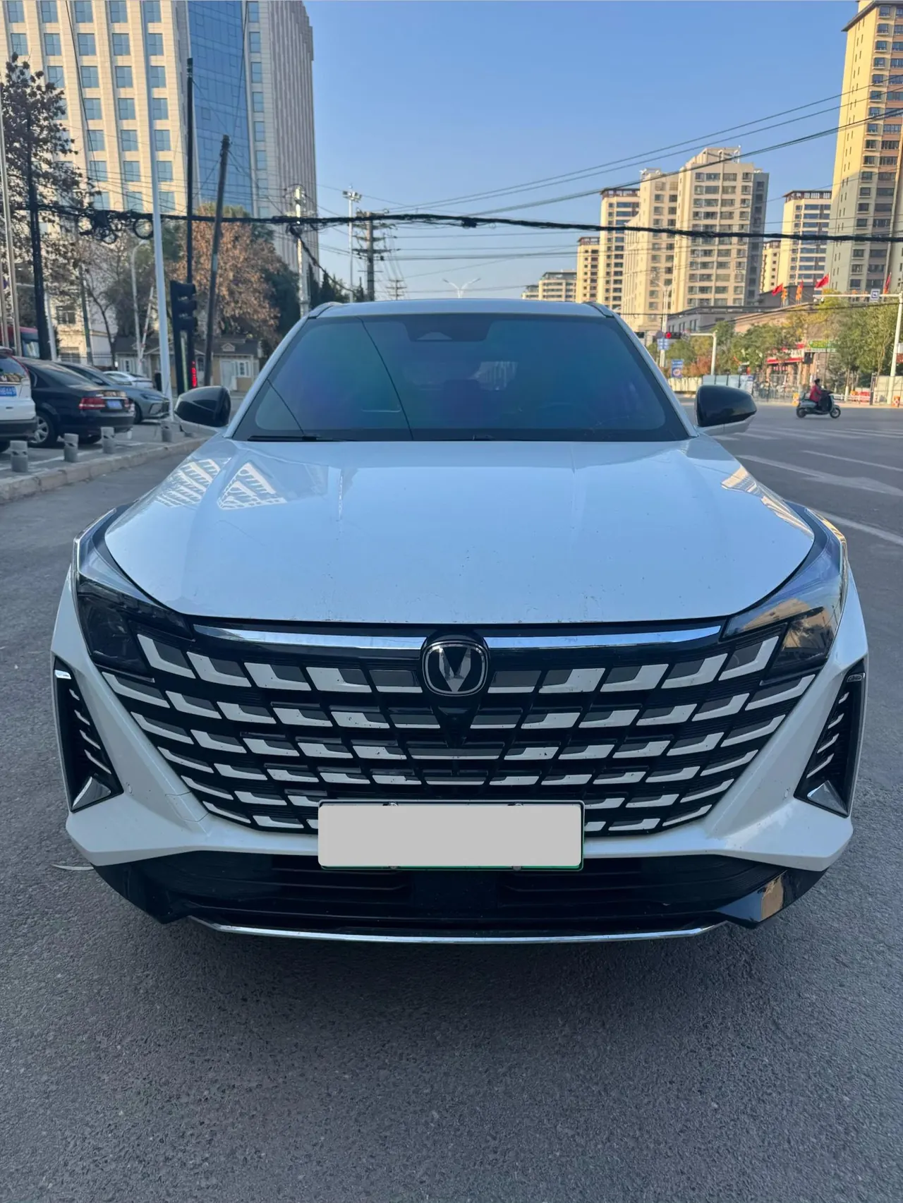 ChangAn 2024 UNI-Z Zhidian iDD 1.5 Stepless 125km Exceed Automatic Transmission 2