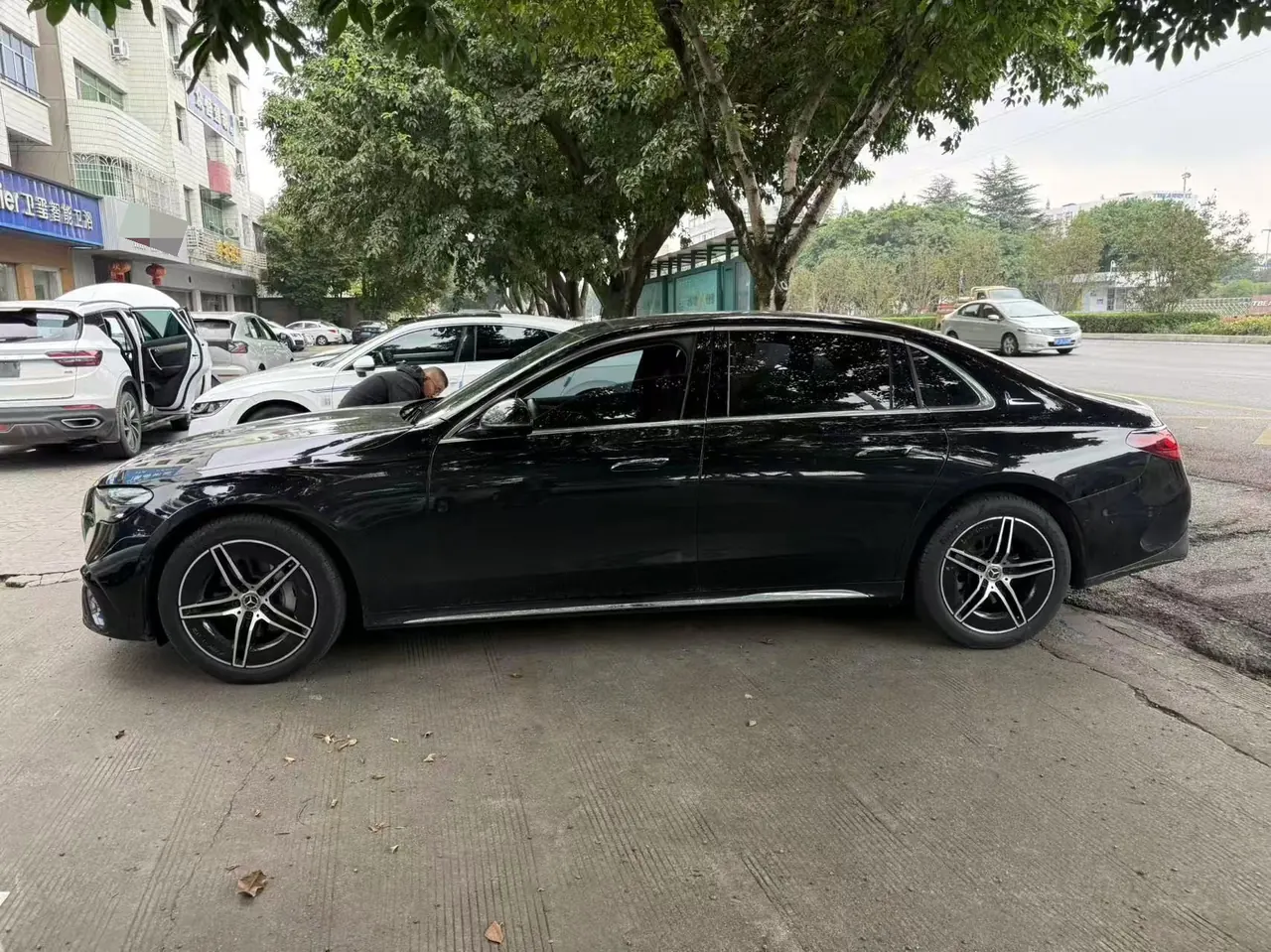 Mercedes Benz E Class 2024 E 300 L 48V 2.0T Luxury Sports Automatic 2