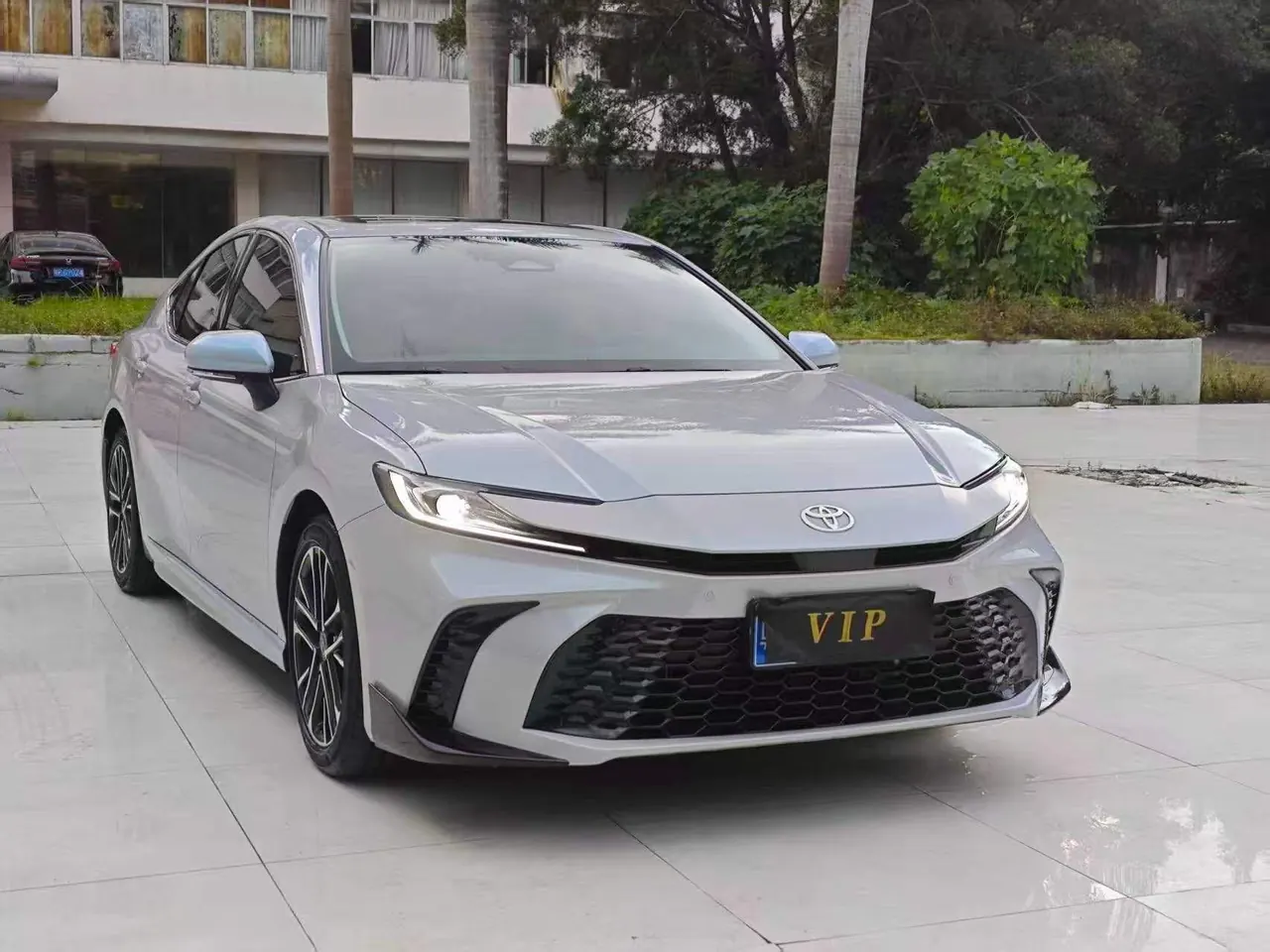 Toyota 2026 Camry Double Engine 2.0HSE Stepless Sports Lite Edition Automatic Gear 2