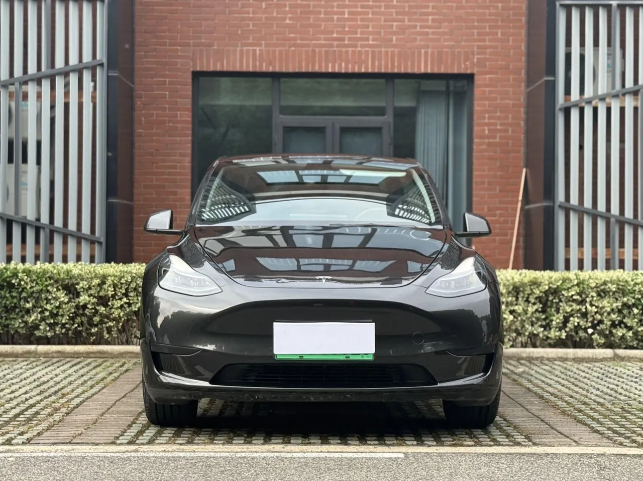 Tesla 2024 Model Y rear-wheel drive version automatic transmission 2