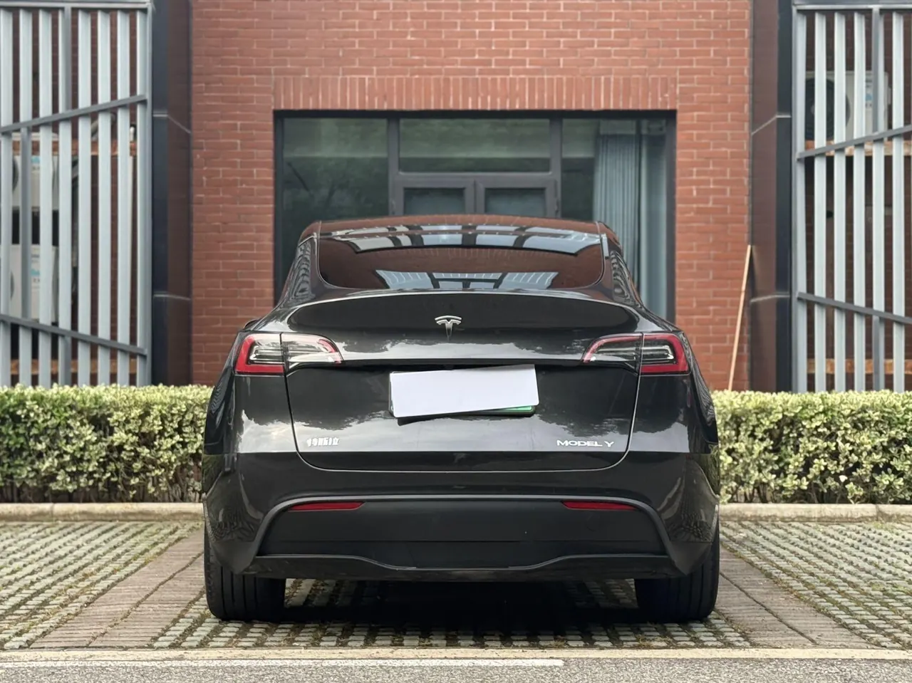 Tesla 2024 Model Y rear-wheel drive version automatic transmission 8