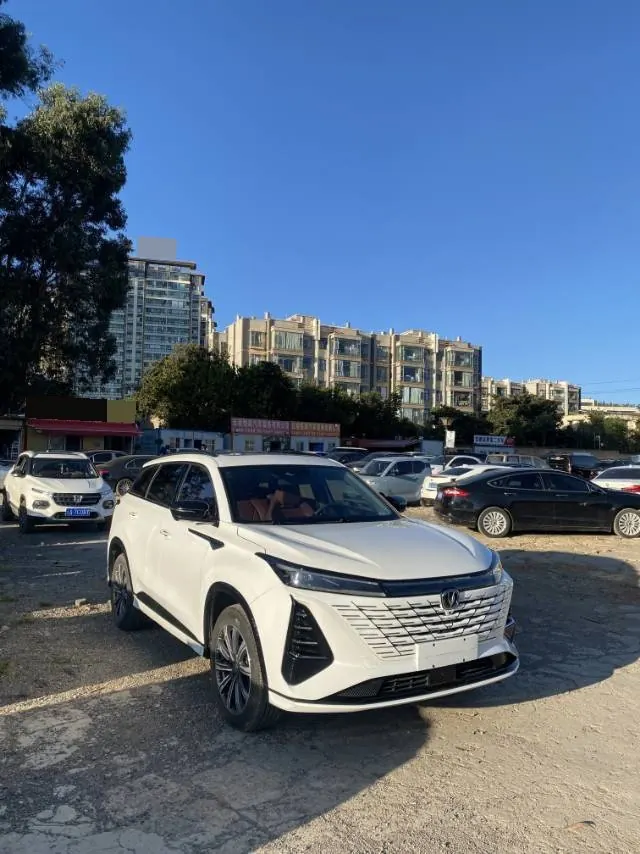 ChangAn 2024 CS75 1.5T Enjoy Deluxe Automatic Gear 2