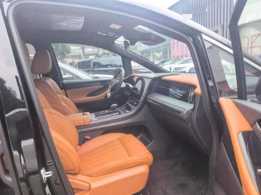 Chuanqi 2026 M8 Double Engine 2.0T HEV Distinguished Edition Automatic Gear 5