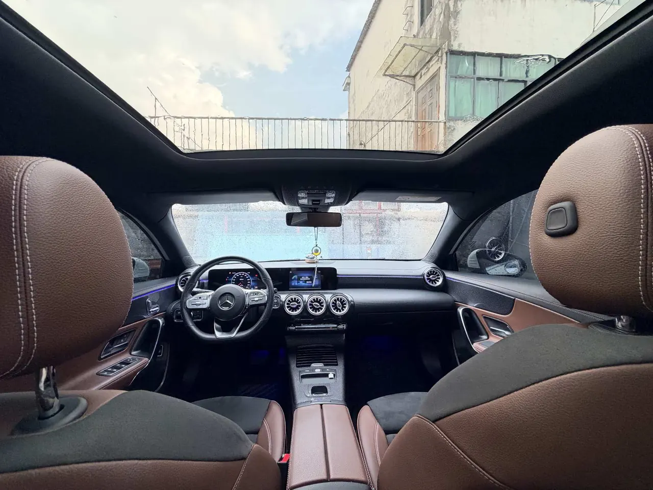 Mercedes Benz Class A 2020 A 180 L 1.3T Sports Automatic 5