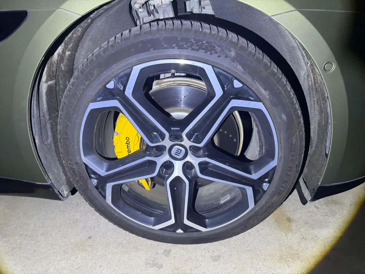 MI 2024 SU 7 700km Rear Drive Long Endurance Smart Driving Edition Automatic Gear 5