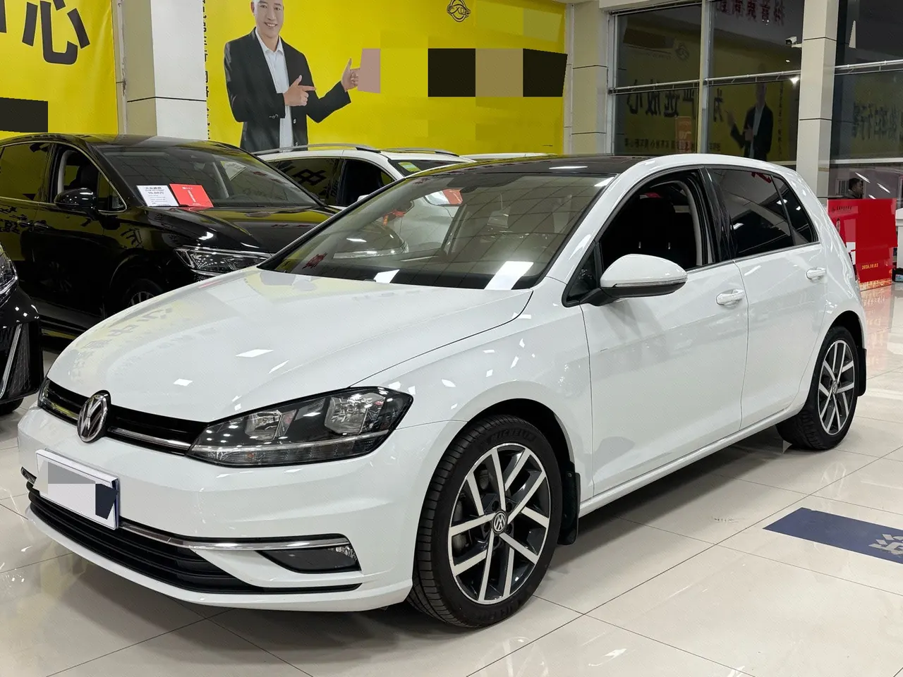 Volkswagen 2020 Golf 7 1.4TSI 280TSI Beloved Edition Comfortable Automatic - View 1