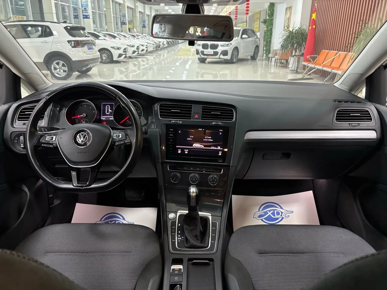 Volkswagen 2020 Golf 7 1.4TSI 280TSI Beloved Edition Comfortable Automatic 3