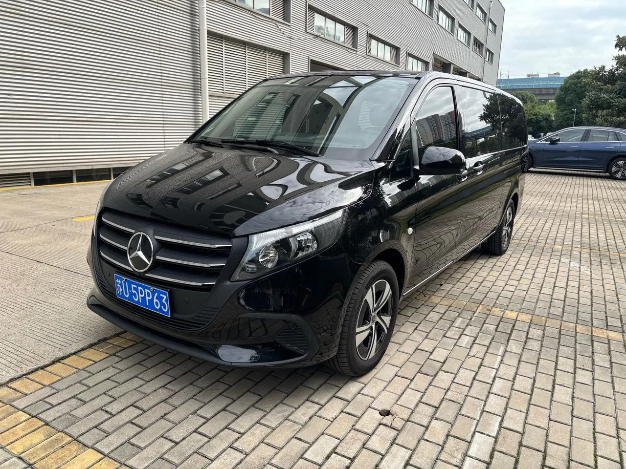 Mercedes Benz 2024 Vito 2.0T Business Edition 7-seat Automatic Gear - View 1