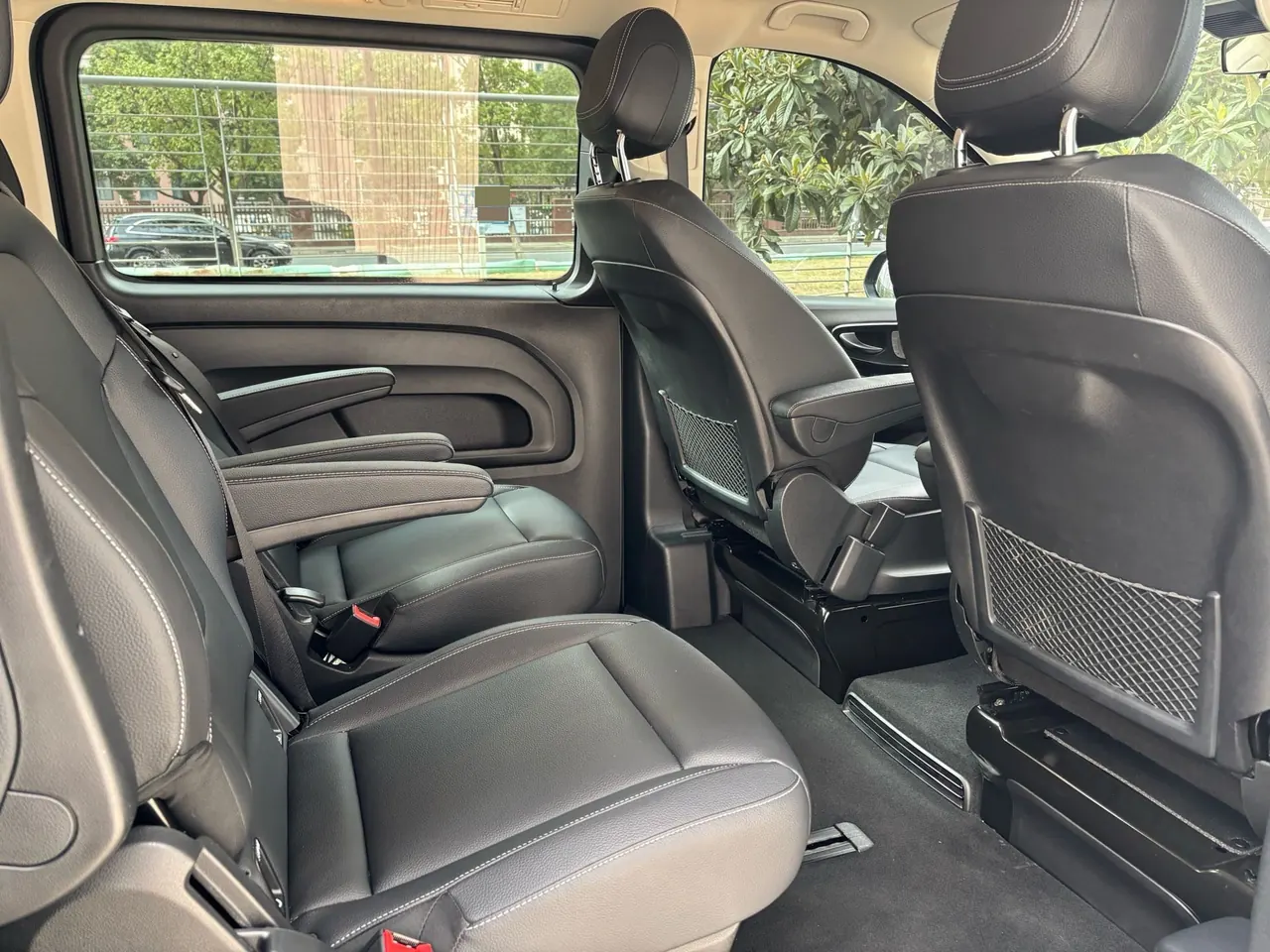 Mercedes Benz 2024 Vito 2.0T Business Edition 7-seat Automatic Gear 5