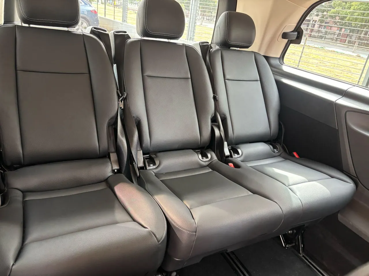 Mercedes Benz 2024 Vito 2.0T Business Edition 7-seat Automatic Gear 6