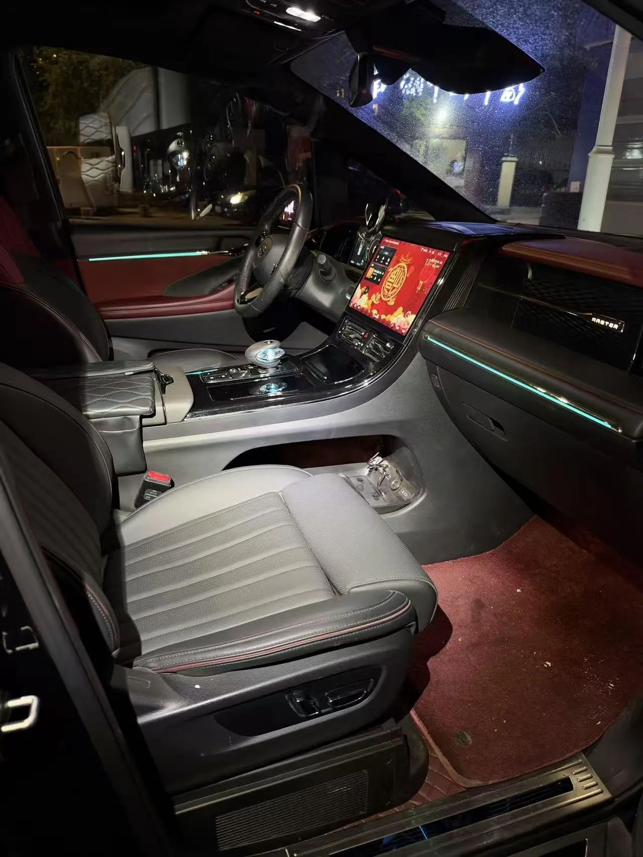 Trumpchi 2025 M8 Dual-Motor 2.0T Grandmaster Series Super Hybrid Automatic Transmission 9