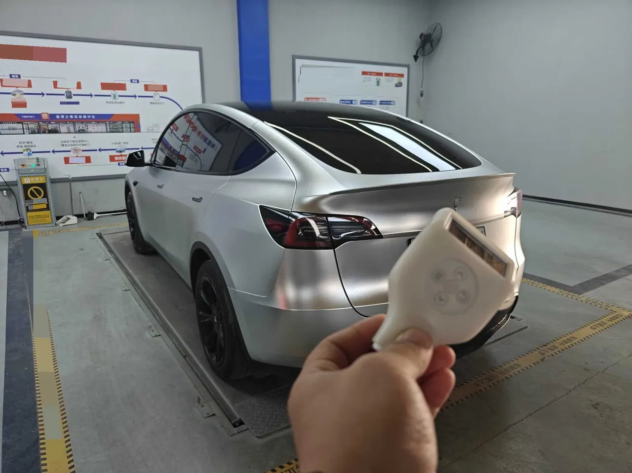 Tesla 2023 Model Y rear-wheel drive version automatic transmission 4