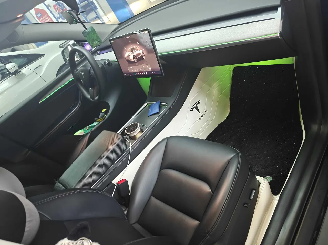 Tesla 2023 Model Y rear-wheel drive version automatic transmission 5
