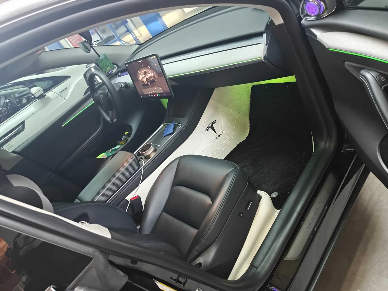 Tesla 2023 Model Y rear-wheel drive version automatic transmission 7