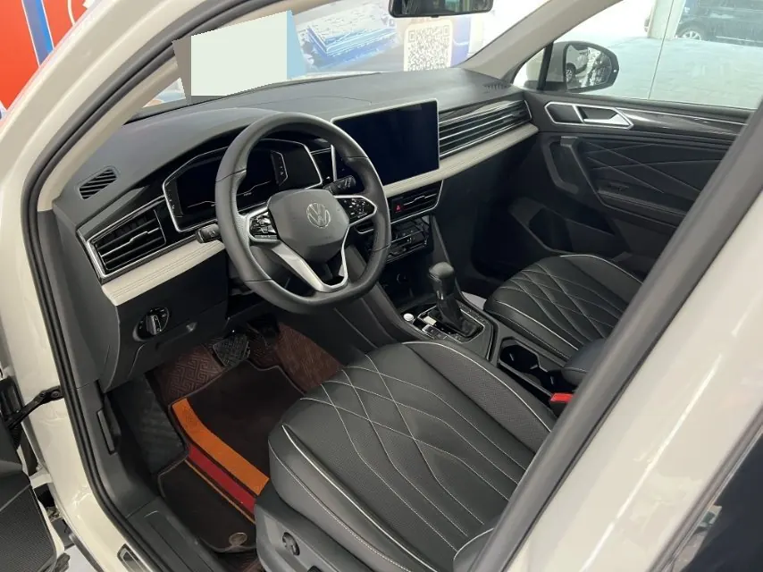 Volkswagen 2022 Tiguan L 2.0TSI 330TSI Two-Drive Smart Edition Automatic Gear 3