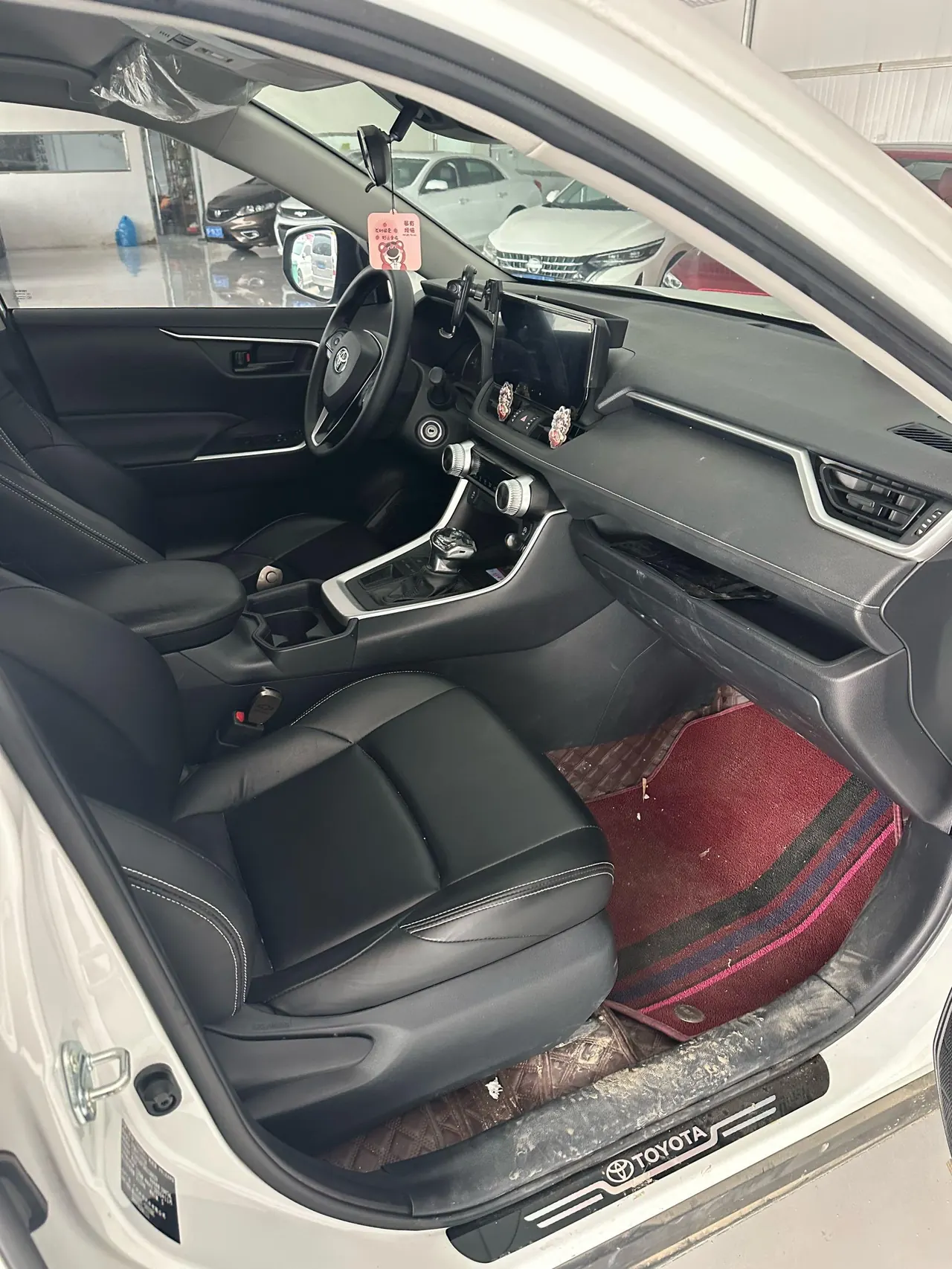 Toyota 2024 Wilanda 2.0 Stepless Two-Drive Leading Edition Automatic Gear 3