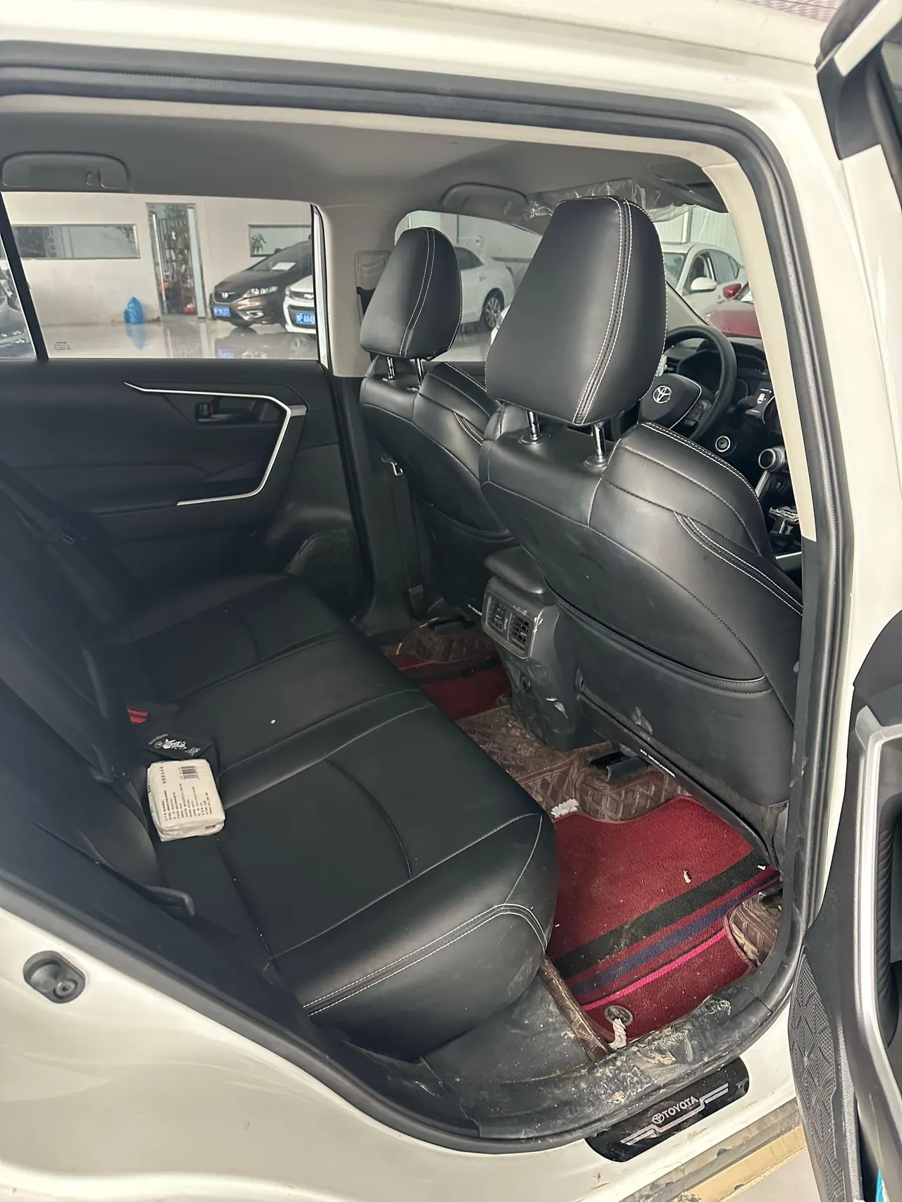 Toyota 2024 Wilanda 2.0 Stepless Two-Drive Leading Edition Automatic Gear 4